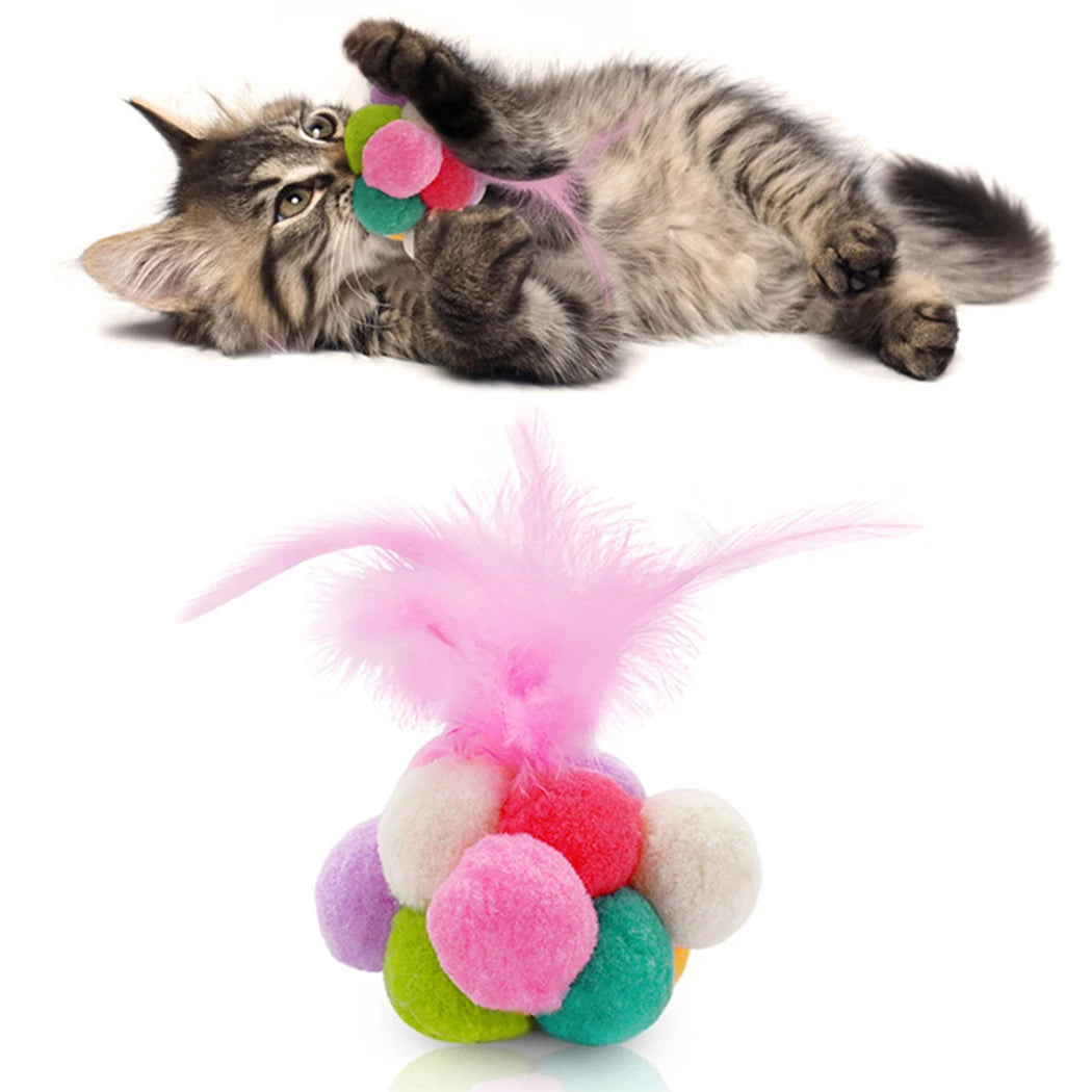 1 pieza de divertidos juguetes para gatos, a la moda, creativos, lindos, con forma de bola de peluche, campana de plumas falsas, juguete para masticar para gatos, suministros para mascotas